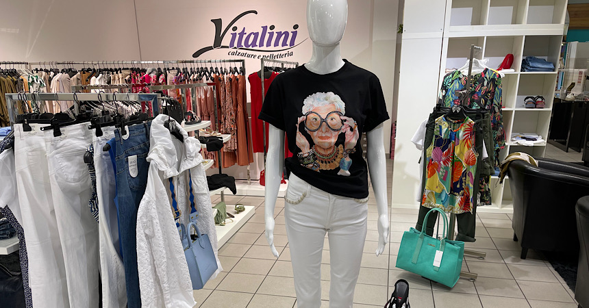 T-shirt stampa ritratto Iris Apfel